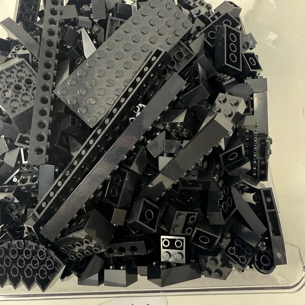 LEGO Bulk Lot Black Brick Pieces & More‎  – 2lb 0.4oz Bag Sorted by Color